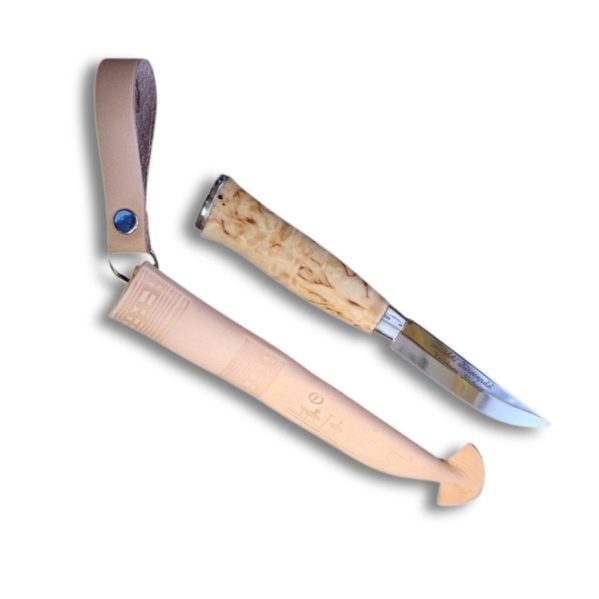 Iisakki Järvenpää Pikku Uppo-kniv med smal, skarp stålklinge og lyst, olieret træskaft i traditionelt finsk håndværksdesign.